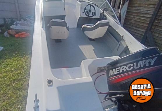 Embarcaciones - Trakker Enigma 5.20 Mercury 40HP 3Cil todo 2015 c/trailer - En Venta