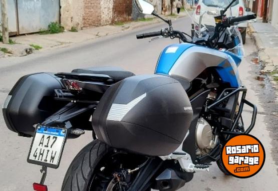 Motos - CF 650 MT 2022 Nafta 6500Km - En Venta