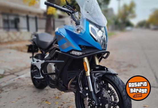 Motos - CF 650 MT 2022 Nafta 6500Km - En Venta