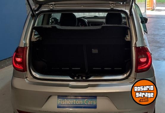Autos - Volkswagen FOX CONFORTLINE 2010 Nafta 147000Km - En Venta