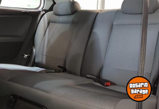 Autos - Volkswagen FOX CONFORTLINE 2010 Nafta 147000Km - En Venta