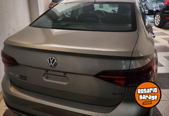 Autos - Volkswagen Virtus 2020 GNC 200000Km - En Venta