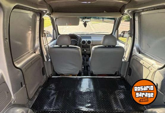 Utilitarios - Renault Kangoo 2013 Diesel 219000Km - En Venta