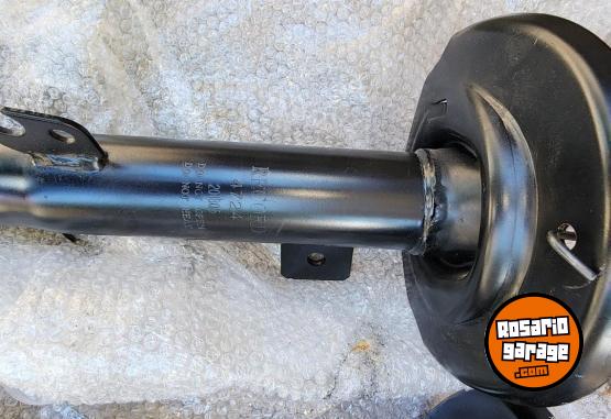 Accesorios para Autos - Vendo amortiguadores peugeot 208 - En Venta