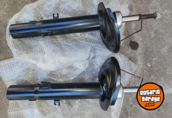 Accesorios para Autos - Vendo amortiguadores peugeot 208 - En Venta