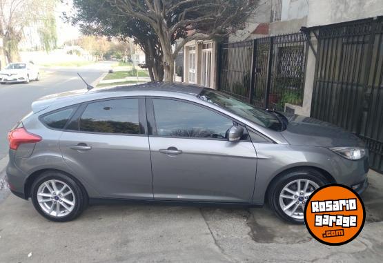 Autos - Ford Focus 2019 GNC 107000Km - En Venta