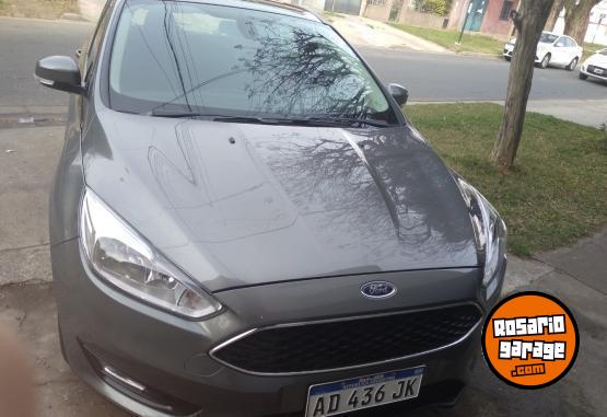 Autos - Ford Focus 2019 GNC 107000Km - En Venta
