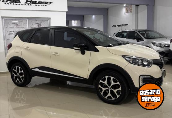 Autos - Renault CAPTUR 2017 Nafta 112000Km - En Venta