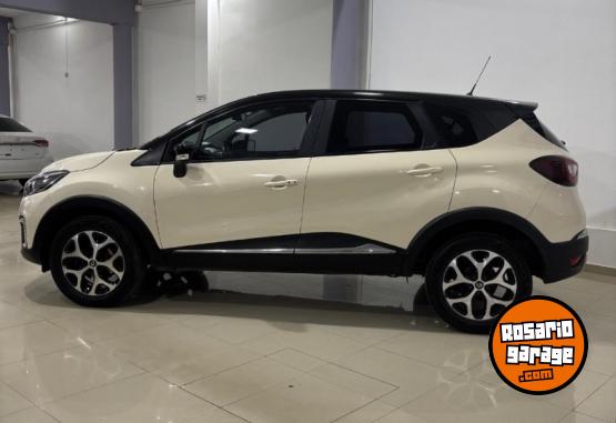 Autos - Renault CAPTUR 2017 Nafta 112000Km - En Venta
