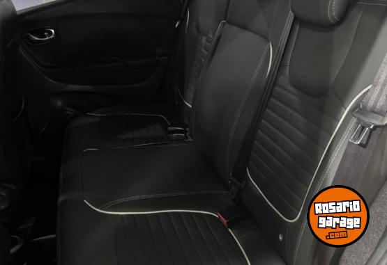 Autos - Renault CAPTUR 2017 Nafta 112000Km - En Venta