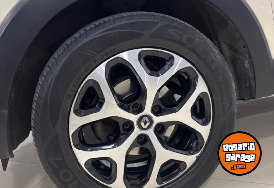 Autos - Renault CAPTUR 2017 Nafta 112000Km - En Venta
