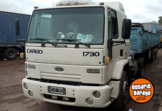 Camiones y Grúas - Vendo! - En Venta