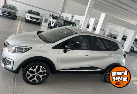 Autos - Renault Captur Intens CVT 2019 Nafta 87965Km - En Venta