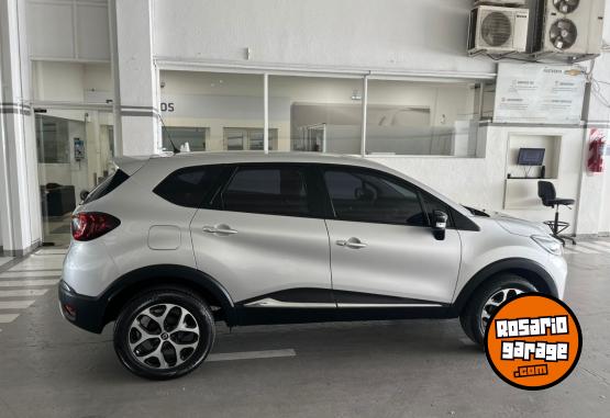Autos - Renault Captur Intens CVT 2019 Nafta 87965Km - En Venta