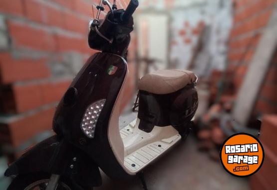 Motos - Motomel Strato Euro 150 2021 Nafta 89000Km - En Venta