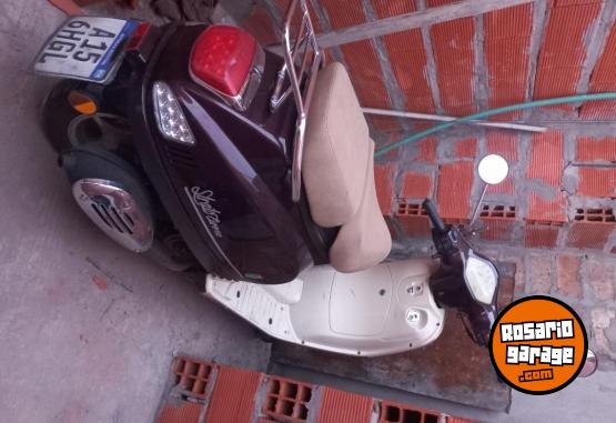 Motos - Motomel Strato Euro 150 2021 Nafta 89000Km - En Venta