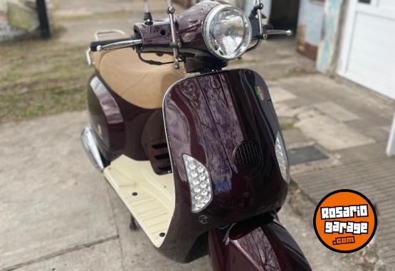 Motos - Motomel Strato Euro 150 2021 Nafta 9080Km - En Venta