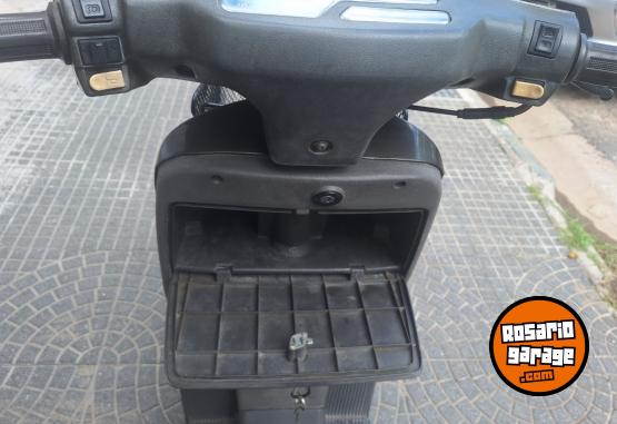 Motos - Piaggio Salute 50cc 1993 Nafta 20000Km - En Venta