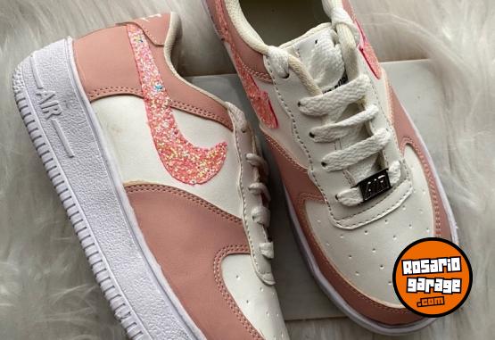 Indumentaria - Zapatillas niños varios modelos - En Venta