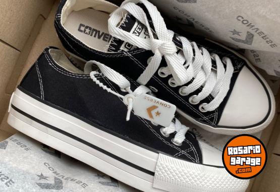 Indumentaria - Zapatillas adultos excelente calidad - En Venta