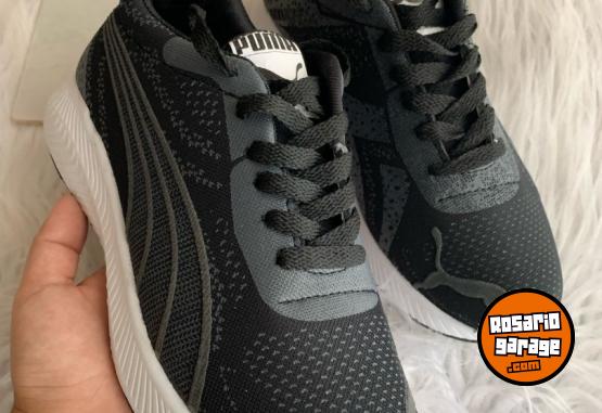 Indumentaria - Zapatillas adultos excelente calidad - En Venta