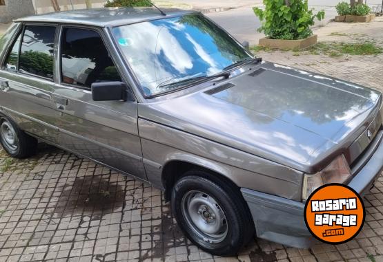 Autos - Renault 9 1993 GNC 111111Km - En Venta