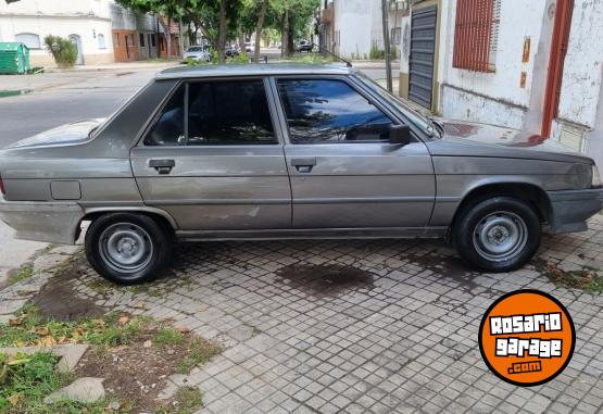 Autos - Renault 9 1993 GNC 111111Km - En Venta