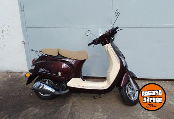 Motos - Motomel Strato euro 150 2022 Nafta 9600Km - En Venta