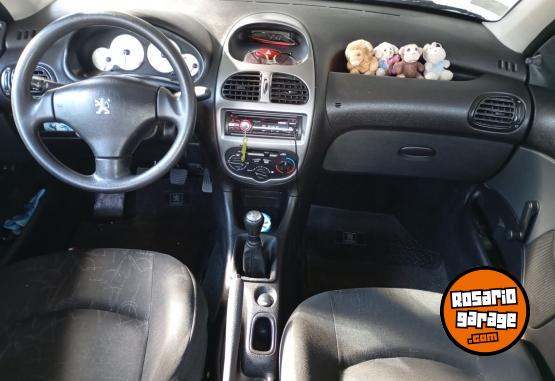 Autos - Peugeot 206 generation 2010 Nafta 41000Km - En Venta