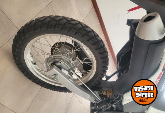 Motos - Honda XR 250 TORNADO 2023 Nafta 3300Km - En Venta