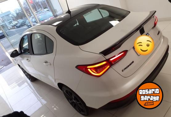Autos - Fiat Cronos hgt deportivo 2022 Nafta 110000Km - En Venta