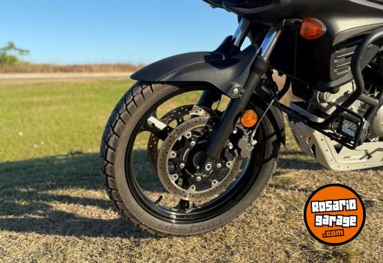 Motos - Suzuki V - Strom 650 cc. 2014 Nafta 37000Km - En Venta
