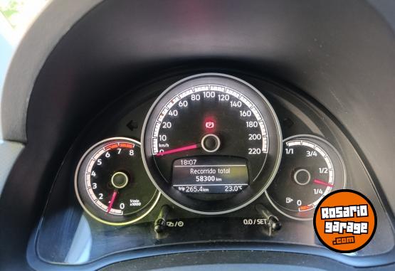Autos - Volkswagen Up 1.0 High 5 Puertas 2018 Nafta 57300Km - En Venta