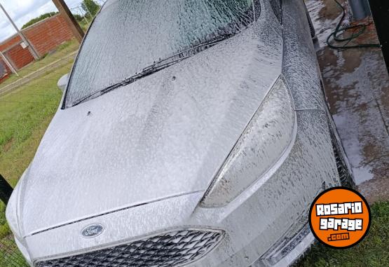 Autos - Ford Focus 2016 Nafta 118500Km - En Venta