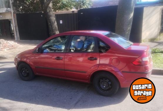 Autos - Ford Fiesta max ambiente plus 2007 GNC 111111Km - En Venta