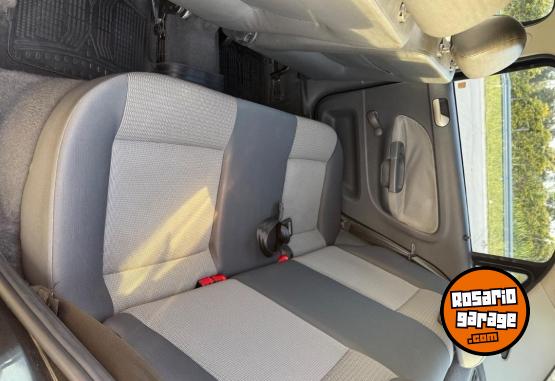 Autos - Volkswagen Voyage 2011 Nafta 185000Km - En Venta