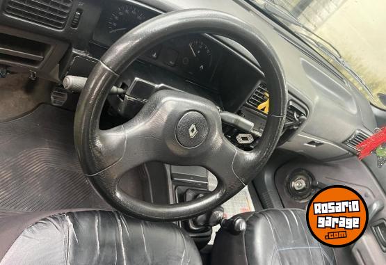 Autos - Renault 19 1997 GNC 230000Km - En Venta