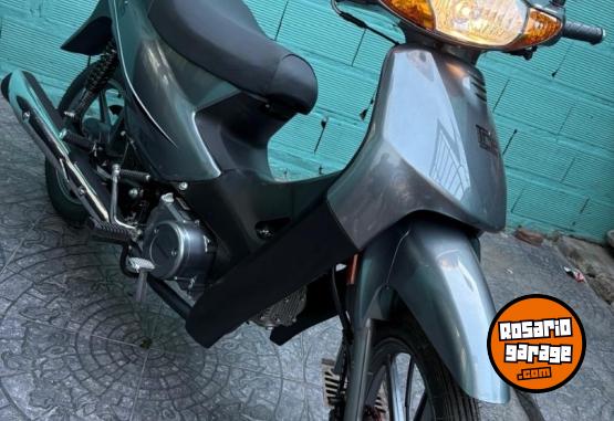 Motos - Guerrero Trip full 2025 Nafta 5000Km - En Venta