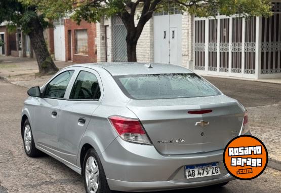 Autos - Chevrolet Prisma 2017 GNC 140000Km - En Venta