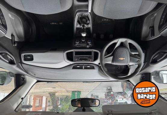 Autos - Chevrolet Prisma 2017 GNC 140000Km - En Venta