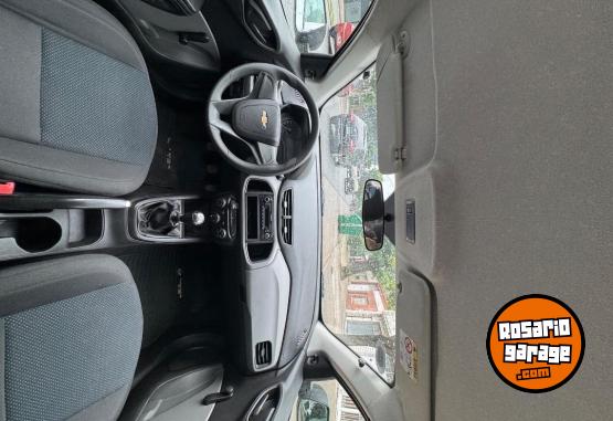 Autos - Chevrolet Prisma 2017 GNC 140000Km - En Venta