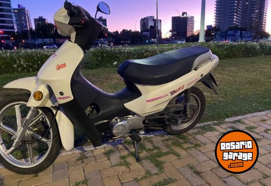 Motos - Motomel Blitz 110 Full 2024 Nafta 13000Km - En Venta