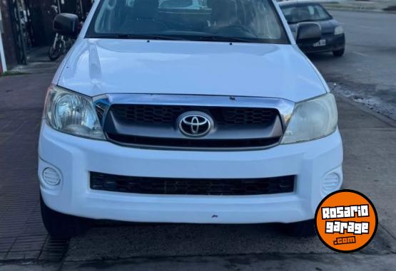 Camionetas - Toyota HILUX 2008 Diesel 111111Km - En Venta