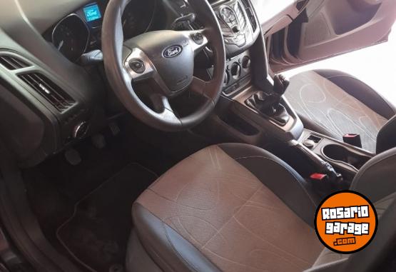 Autos - Ford FOCUS III 1.6 NAFTA/GNC 5 2014 GNC 225000Km - En Venta