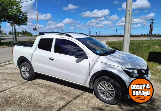 Camionetas - Volkswagen SAVEIRO 2017 Nafta 74000Km - En Venta