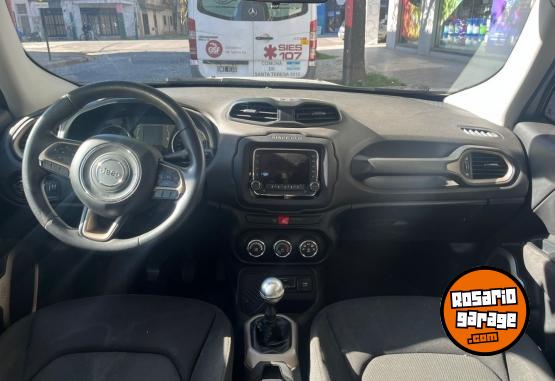 Camionetas - Jeep RENEGADE 1.8 2016 Nafta 122000Km - En Venta
