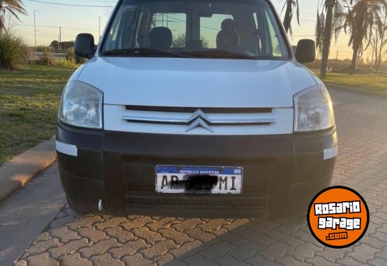 Utilitarios - Citroen BERLINGO 2017 Diesel 185000Km - En Venta