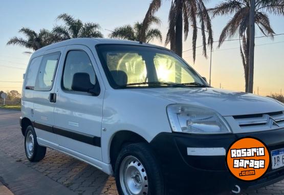 Utilitarios - Citroen BERLINGO 2017 Diesel 185000Km - En Venta