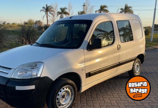 Utilitarios - Citroen BERLINGO 2017 Diesel 185000Km - En Venta