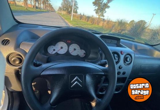 Utilitarios - Citroen BERLINGO 2017 Diesel 185000Km - En Venta